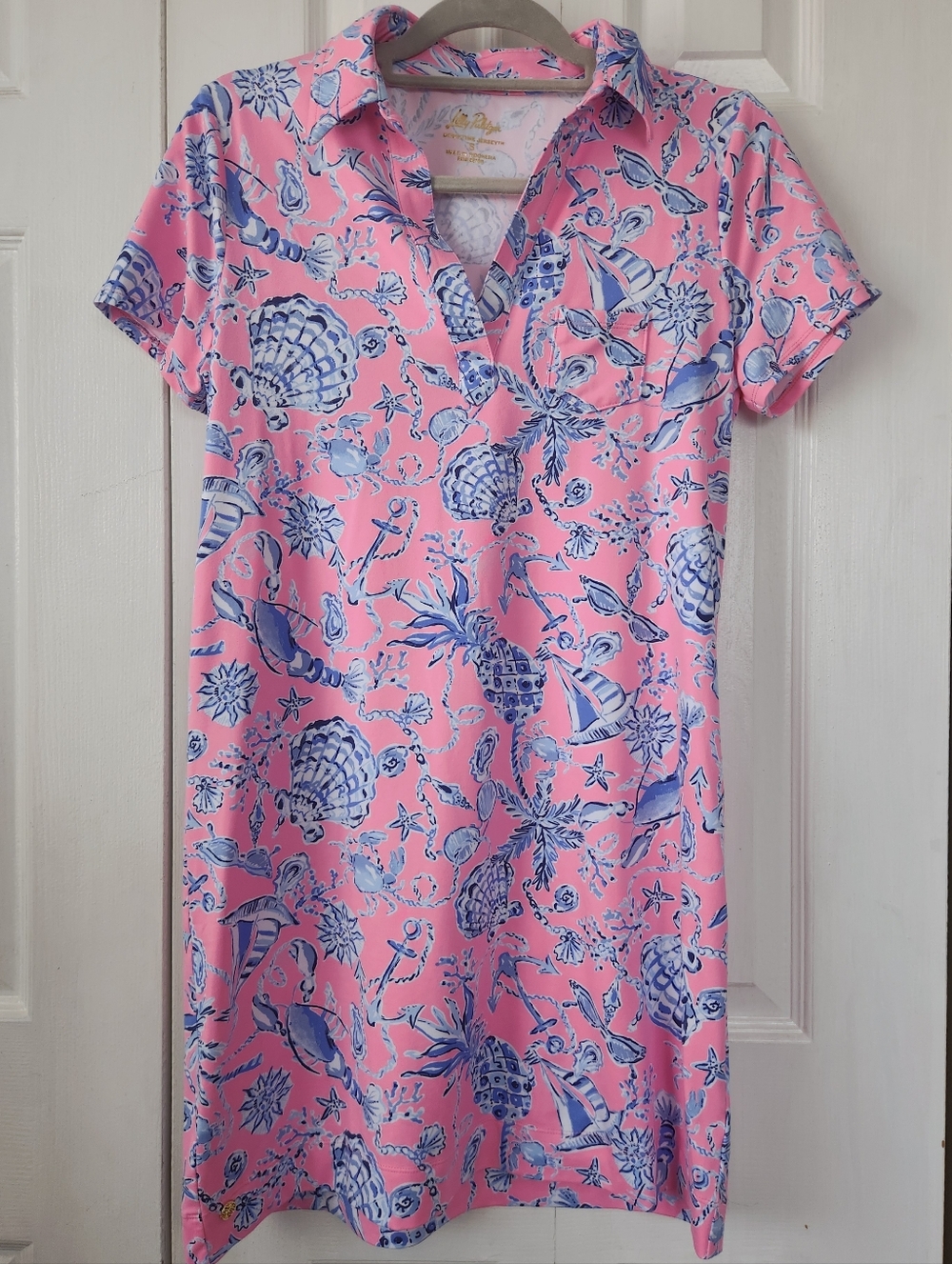 NWOT Lilly Pulitzer UPF 50+ Dune Shirt Sleeve Sleeve Size Small - Picture 2 of 7